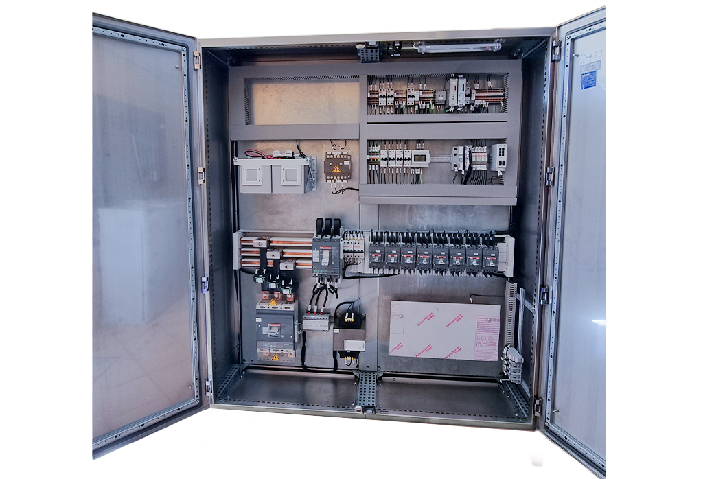 Gabinete de Acoplamiento AC para Inversores Fotovoltaicos